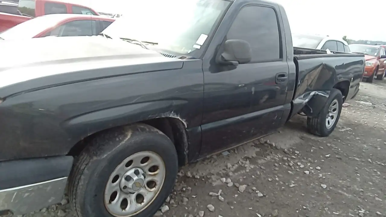 Photo of 2005 Chevrolet Silverado 1500