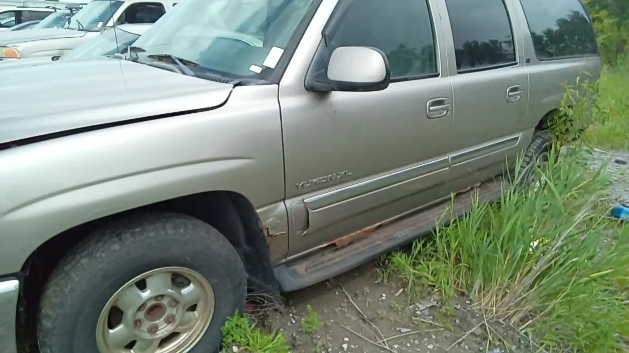 Photo of 2003 Gmc Yukon Xl 1500