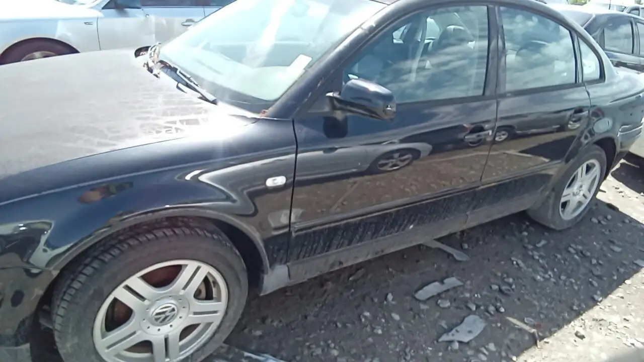 Photo of 2000 Volkswagen Passat