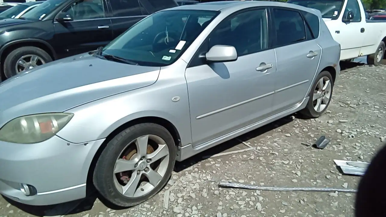 Photo of 2004 Mazda 3
