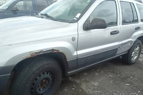 Photo of 2004 Jeep Grand Cherokee