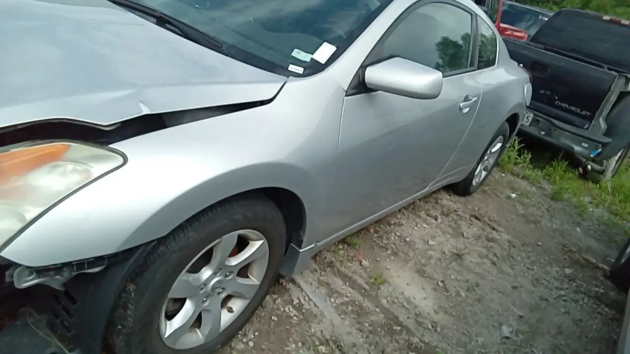 Photo of 2009 Nissan Altima