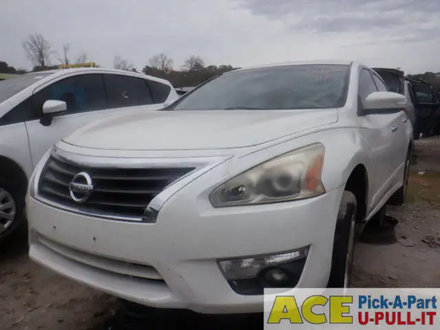 Photo of 2014 Nissan Altima