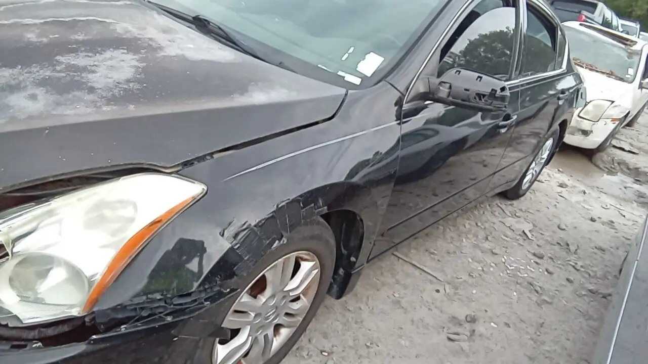 Photo of 2010 Nissan Altima