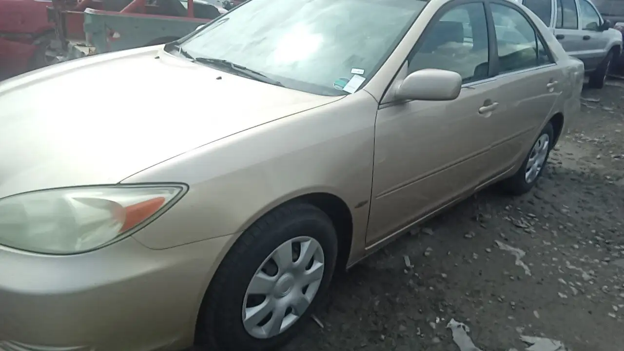 Photo of 2002 Toyota Camry