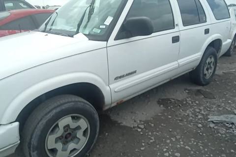 Photo of 2002 Chevrolet Blazer