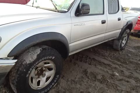 Photo of 2003 Toyota Tacoma