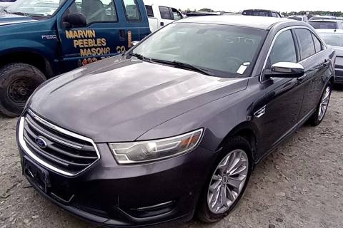 Photo of 2015 Ford Taurus