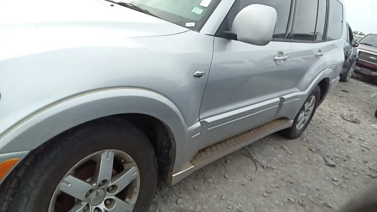 Photo of 2006 Mitsubishi Montero