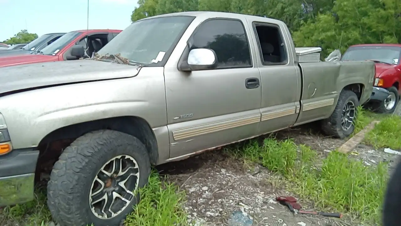 Photo of 2001 Chevrolet Silverado 1500