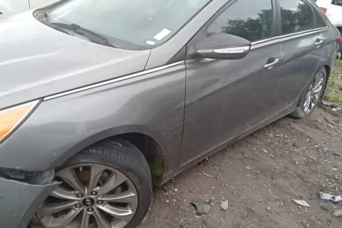Photo of 2013 Hyundai Sonata
