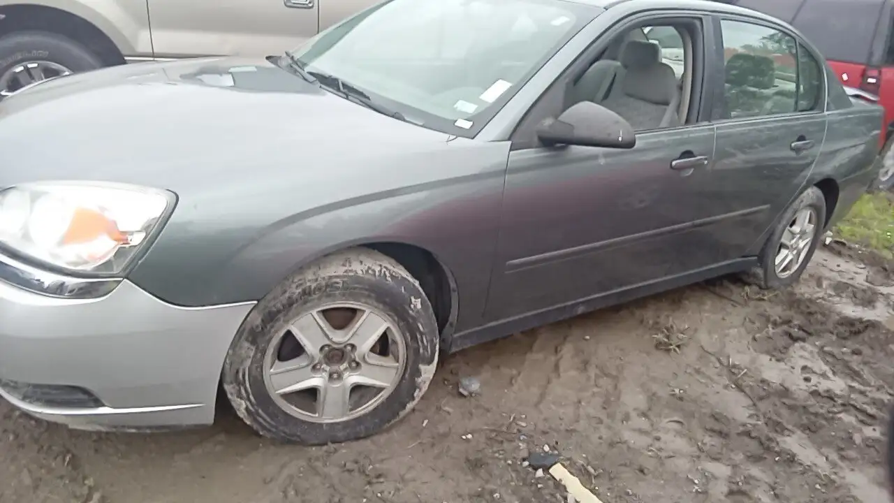 Photo of 2005 Chevrolet Malibu