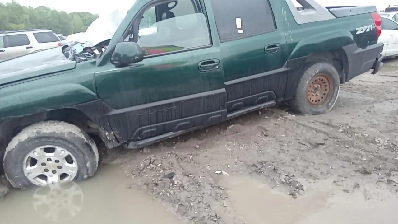 Photo of 2004 Chevrolet Avalanche 1500