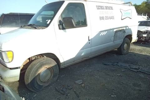 Photo of 1998 Ford E-150 Econoline
