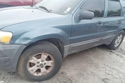 Photo of 2006 Ford Escape