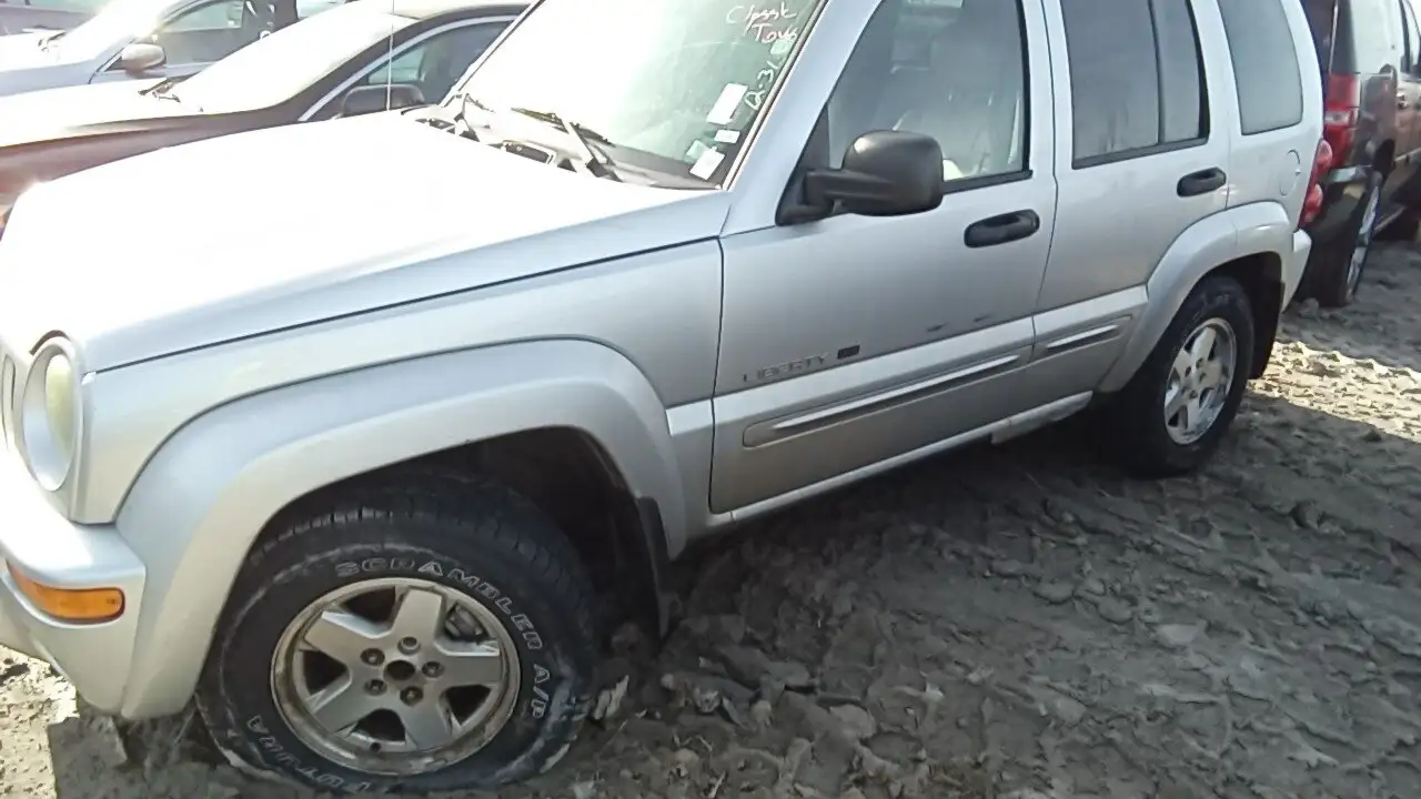 Photo of 2003 Jeep Liberty