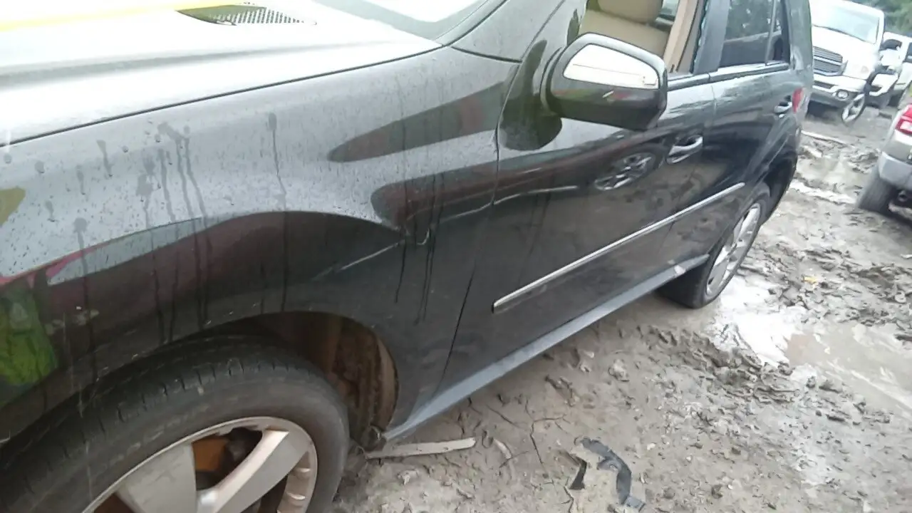 Photo of 2009 Mercedes-Benz Ml350