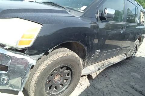 Photo of 2005 Nissan Armada
