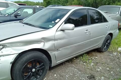 Photo of 2004 Toyota Camry