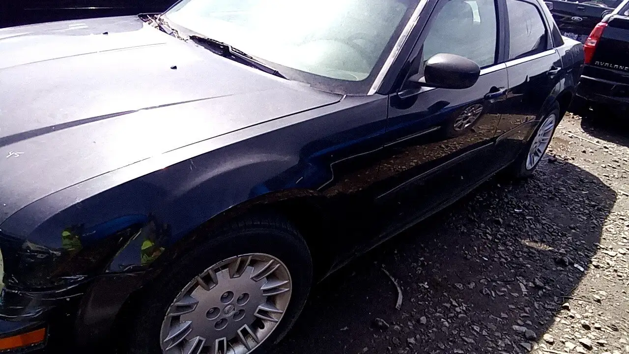 Photo of 2005 Chrysler 300