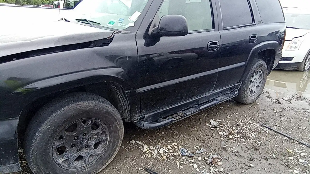 Photo of 2003 Chevrolet Tahoe