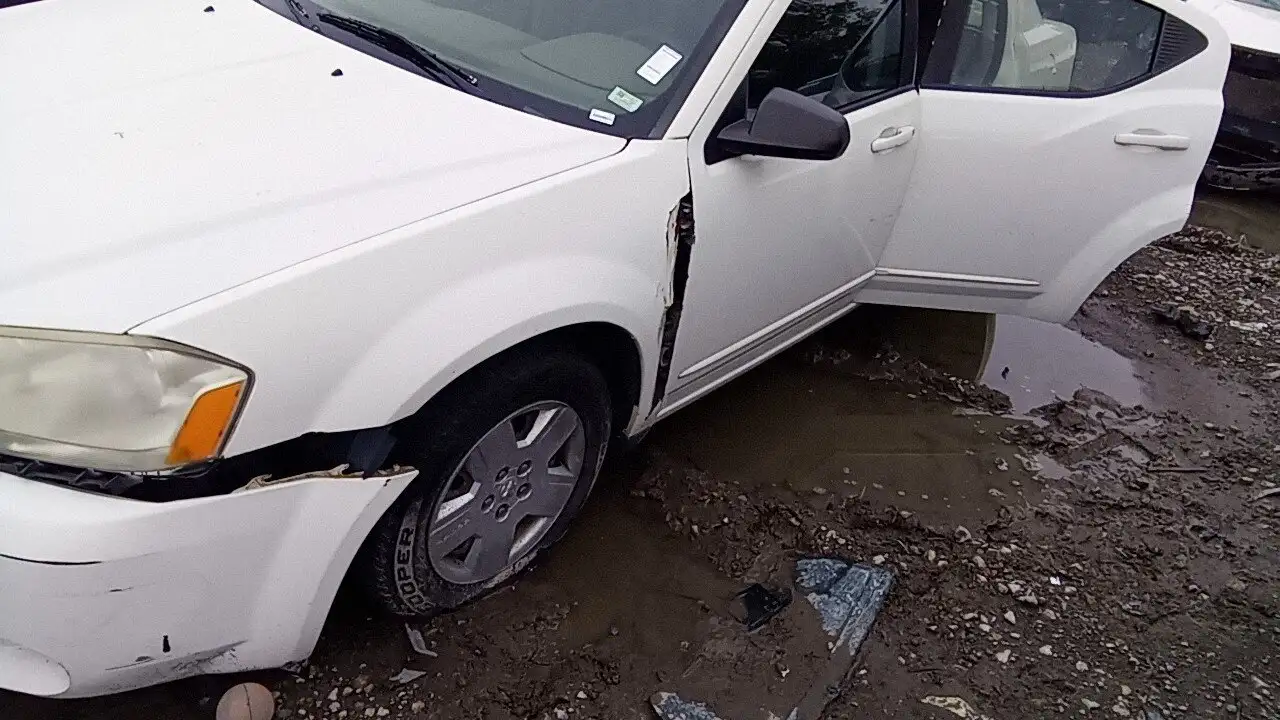 Photo of 2008 Dodge Avenger