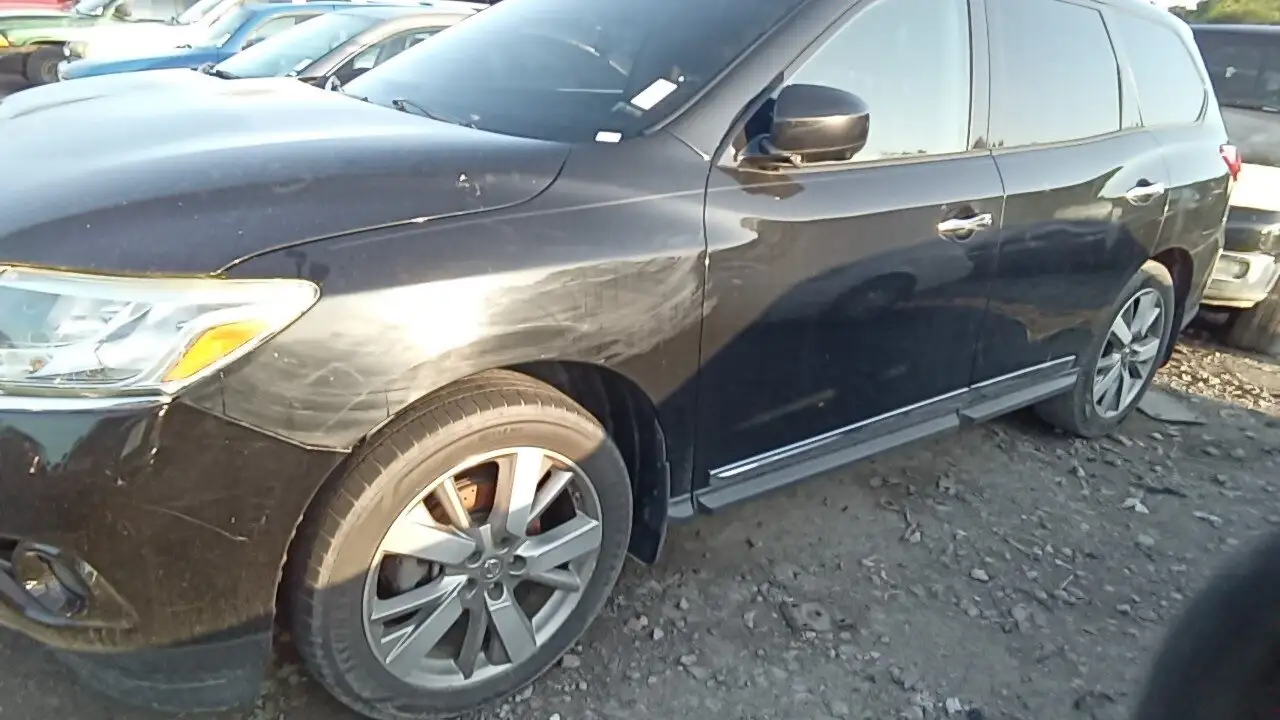 Photo of 2013 Nissan Pathfinder