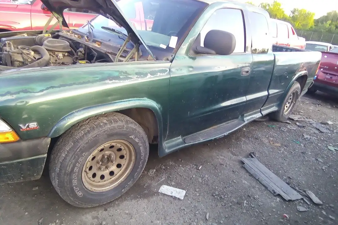 Photo of 1999 Dodge Dakota
