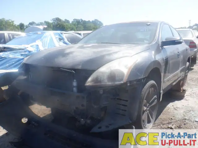 Photo of 2011 Nissan Altima