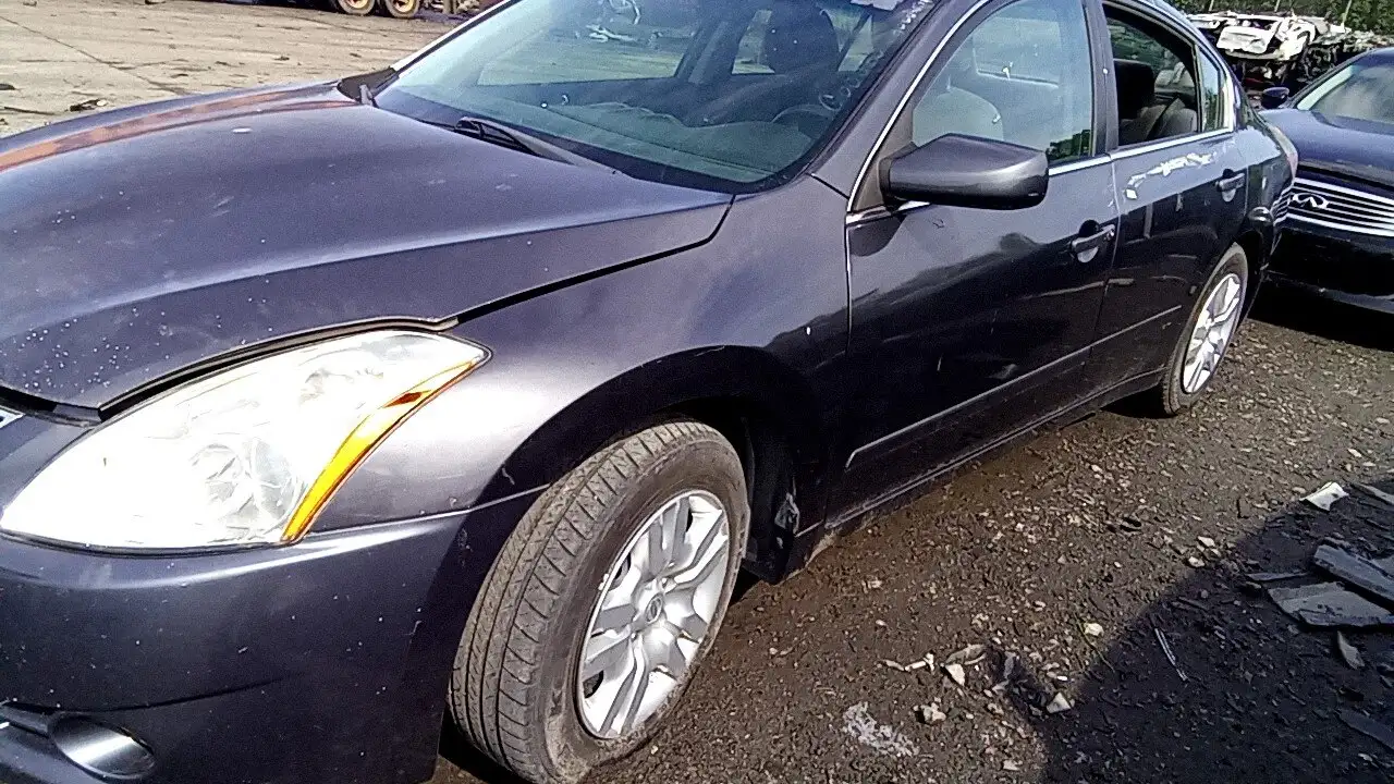 Photo of 2012 Nissan Altima