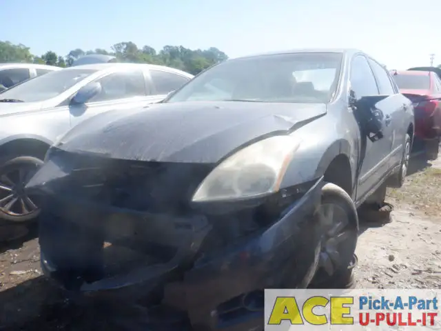 Photo of 2011 Nissan Altima