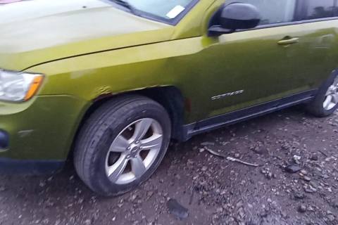 Photo of 2012 Jeep Compass