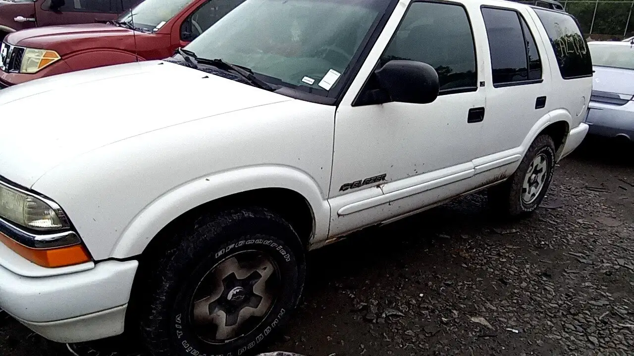 Photo of 2002 Chevrolet Blazer
