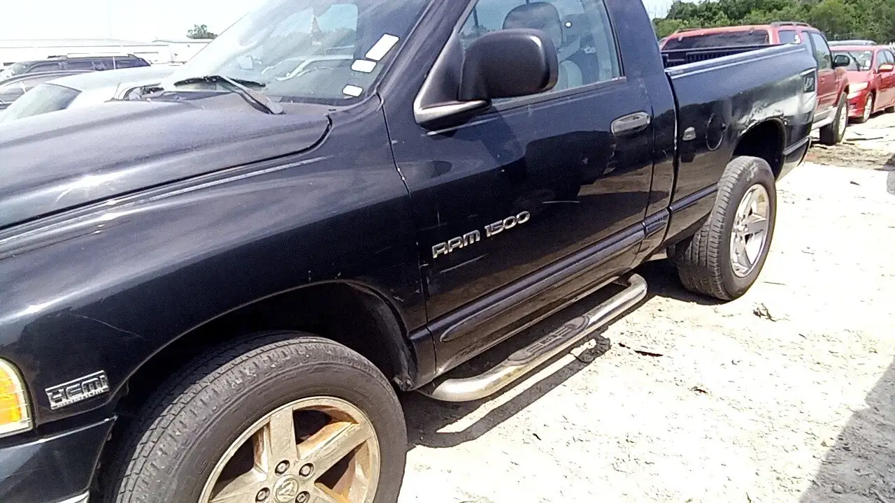 Photo of 2005 Dodge Ram 1500