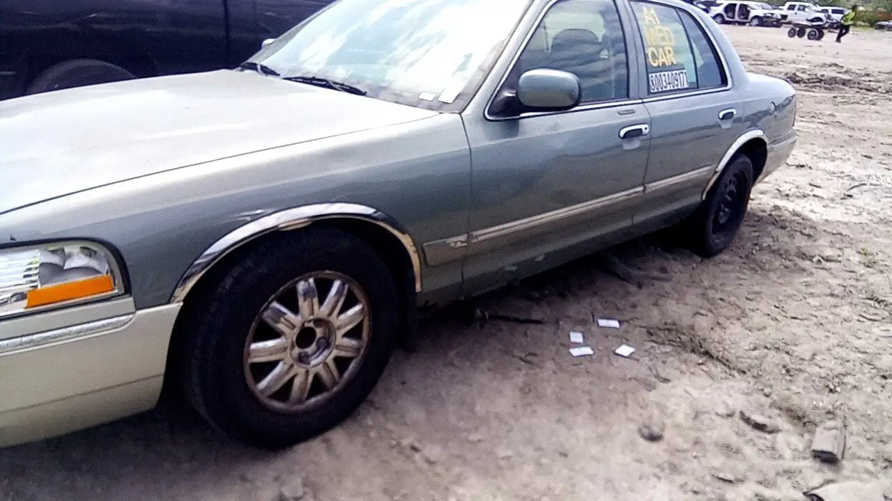 Photo of 2005 Mercury Grand Marquis