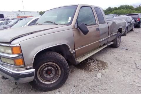 Photo of 1998 Chevrolet C2500