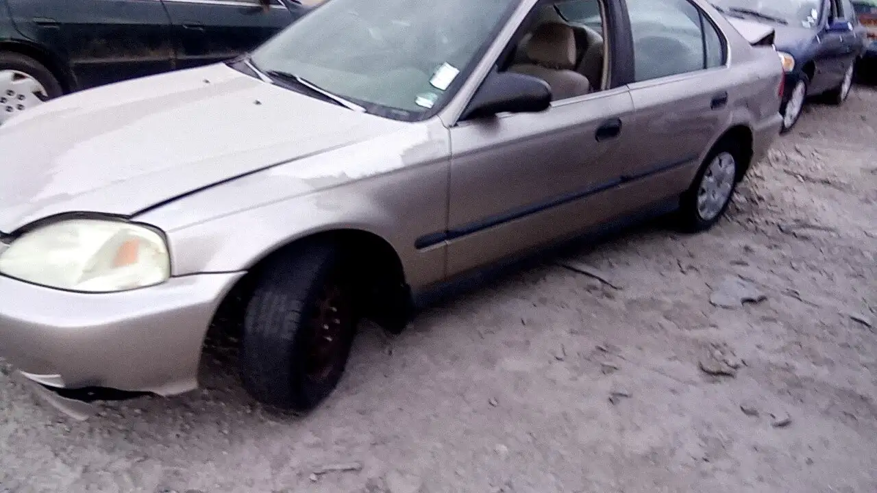 Photo of 2000 Honda Civic