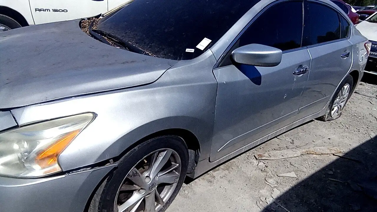 Photo of 2013 Nissan Altima