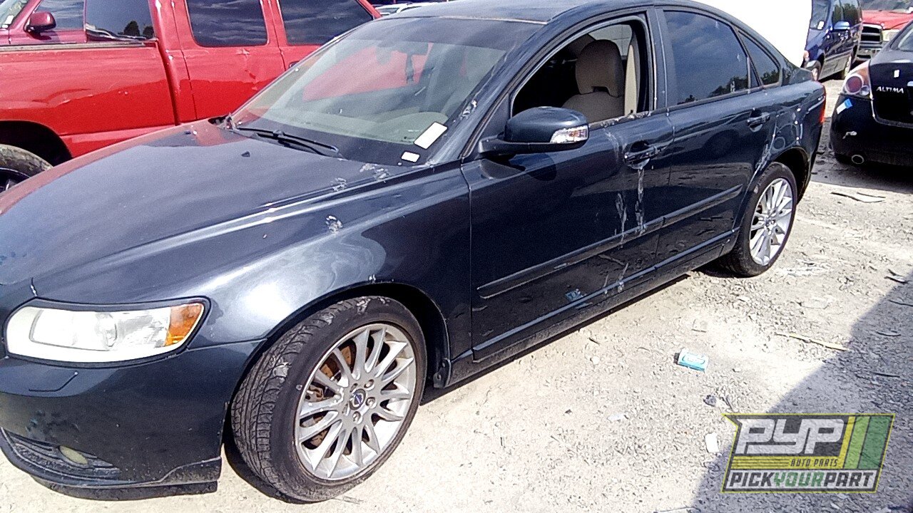 Photo of 2010 Volvo S40