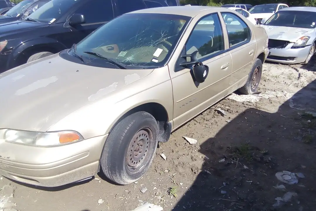 Photo of 1999 Dodge Stratus