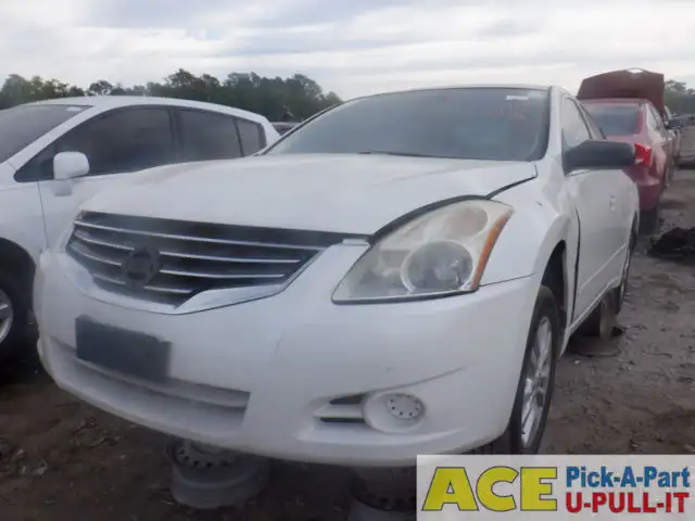 Photo of 2010 Nissan Altima