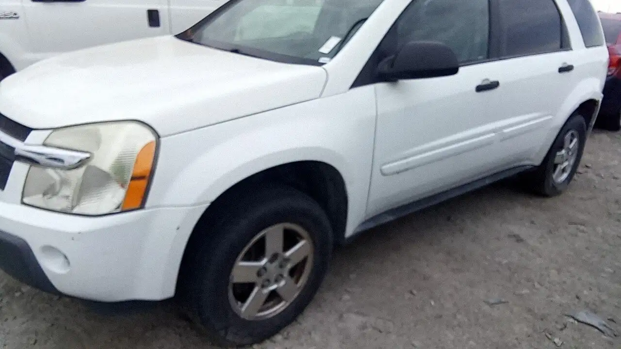 Photo of 2005 Chevrolet Equinox