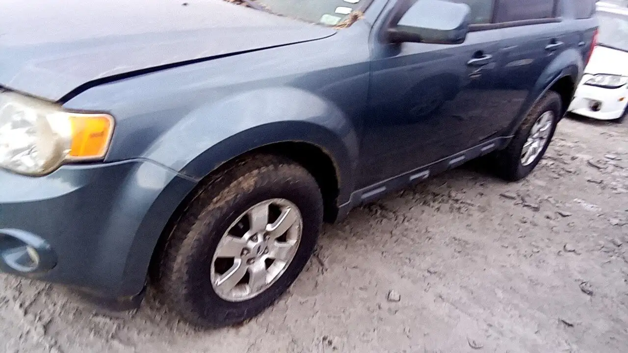 Photo of 2010 Ford Escape