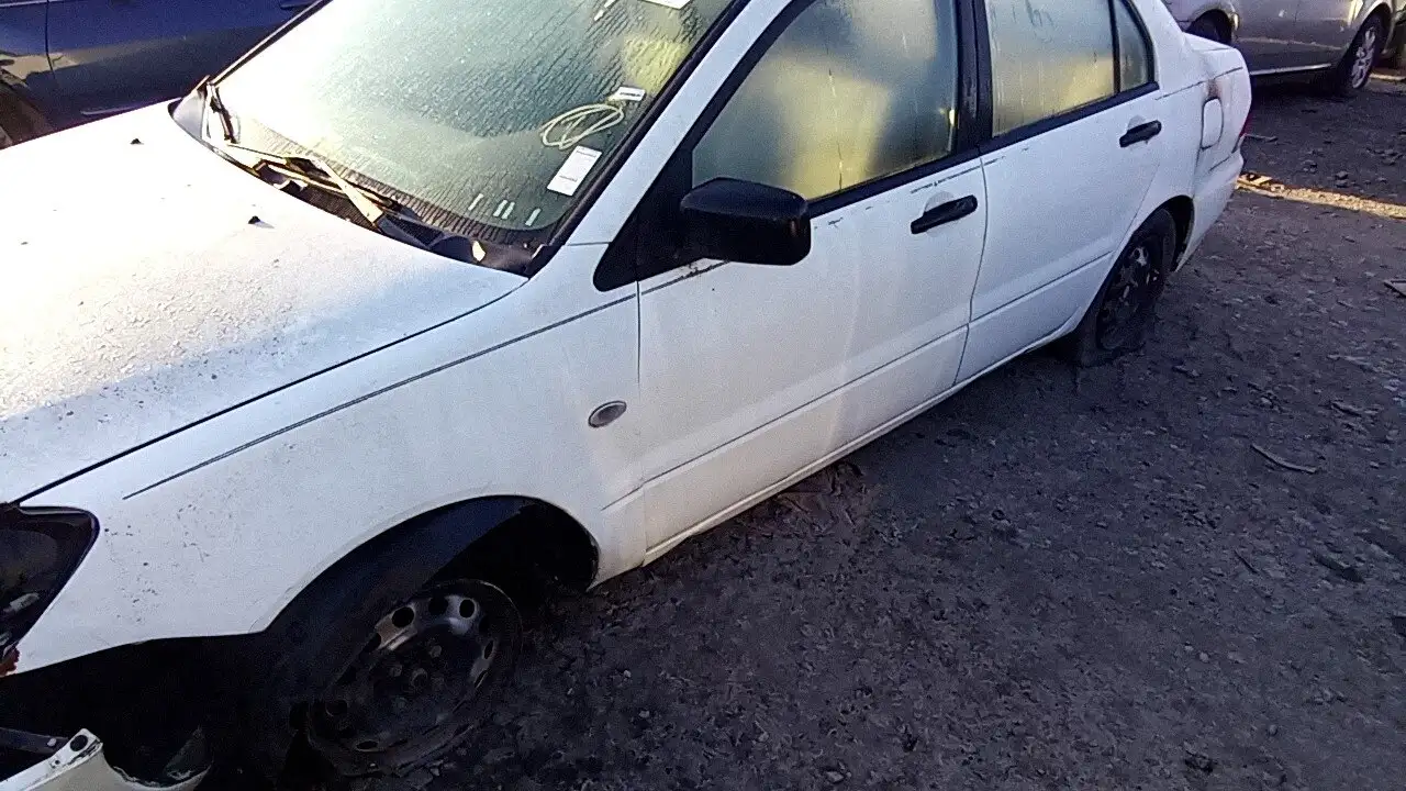 Photo of 2004 Mitsubishi Lancer