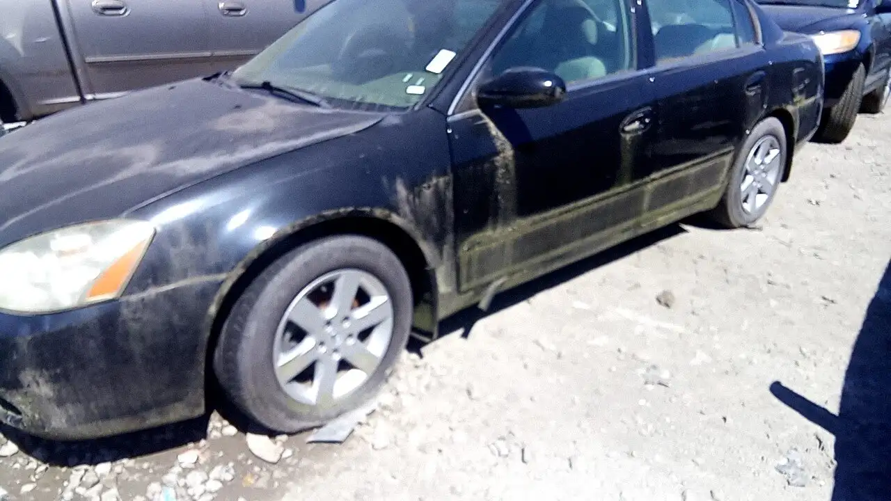 Photo of 2002 Nissan Altima
