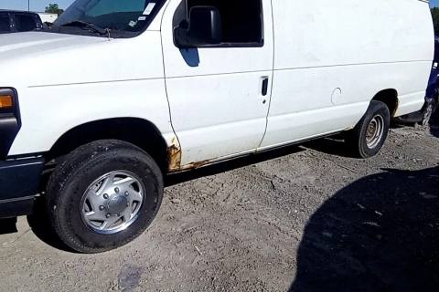 Photo of 2009 Ford E-350 Super Duty