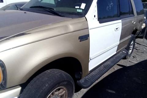 Photo of 2000 Ford Expedition
