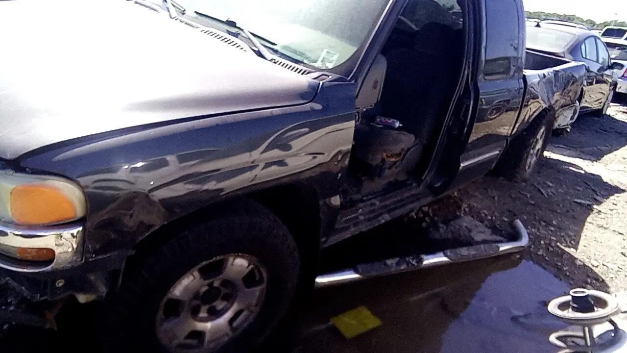 Photo of 2003 Gmc Sierra 1500