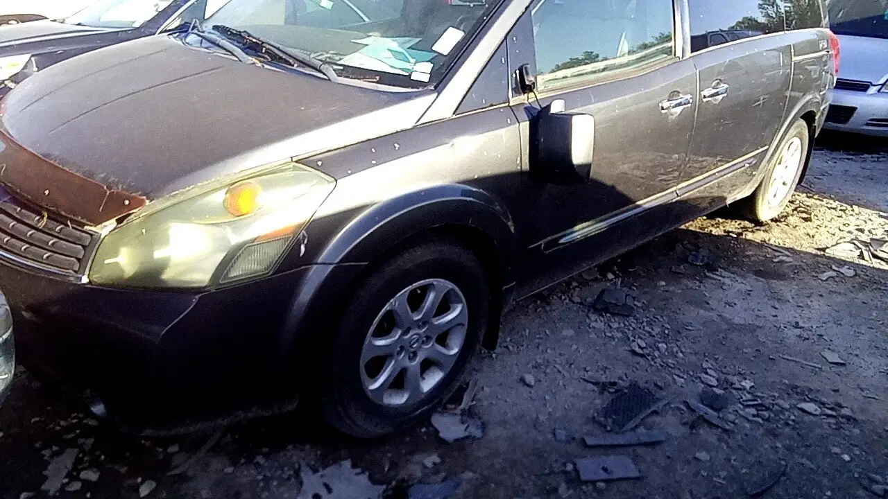 Photo of 2008 Nissan Quest