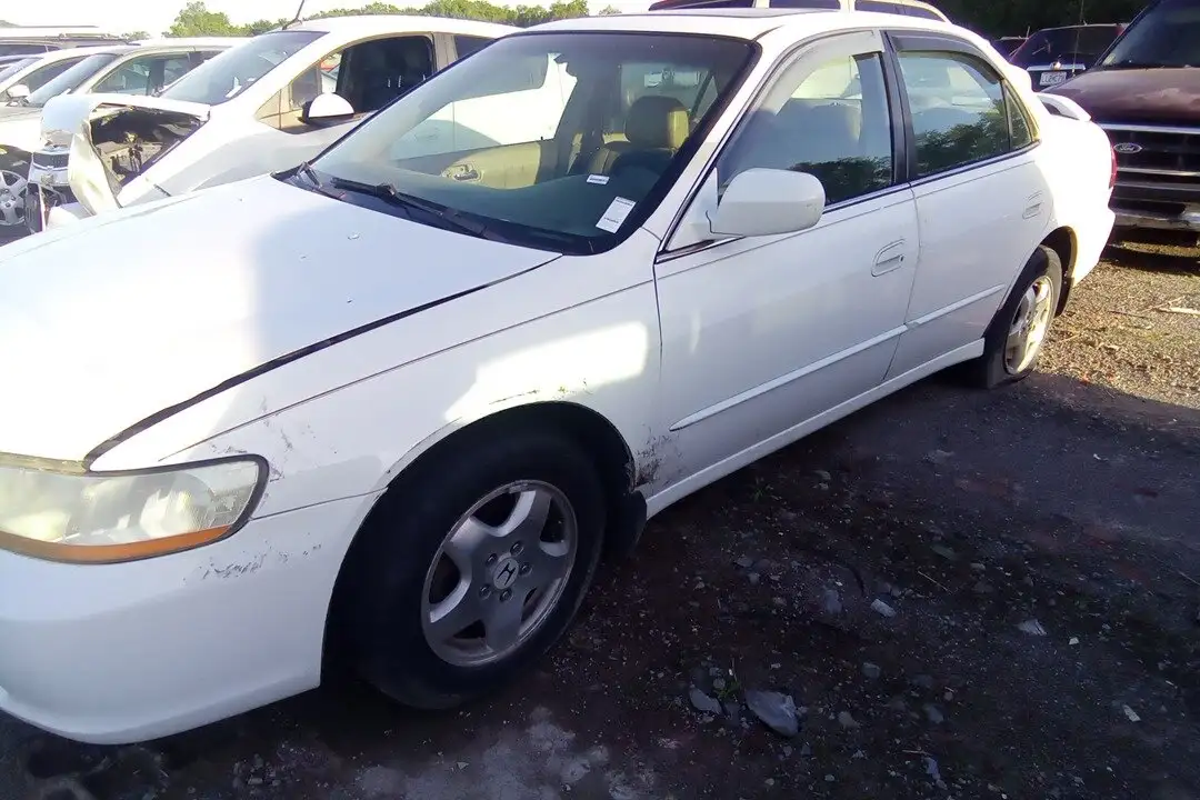 Photo of 1999 Honda Accord